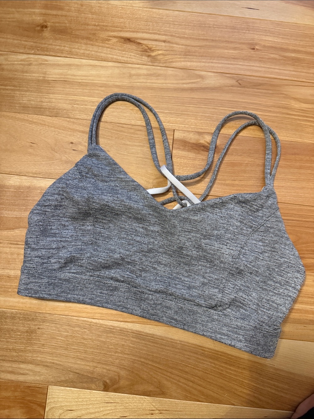 🩶 Gray Old Navy Sports Bra Size Medium 🩶
